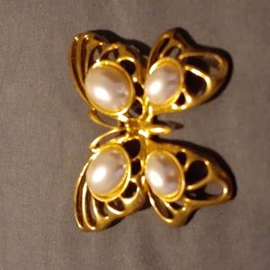 Gold Plated Butterfly Brooch with pearl on wings. 2" X 2" ( L6 189 )